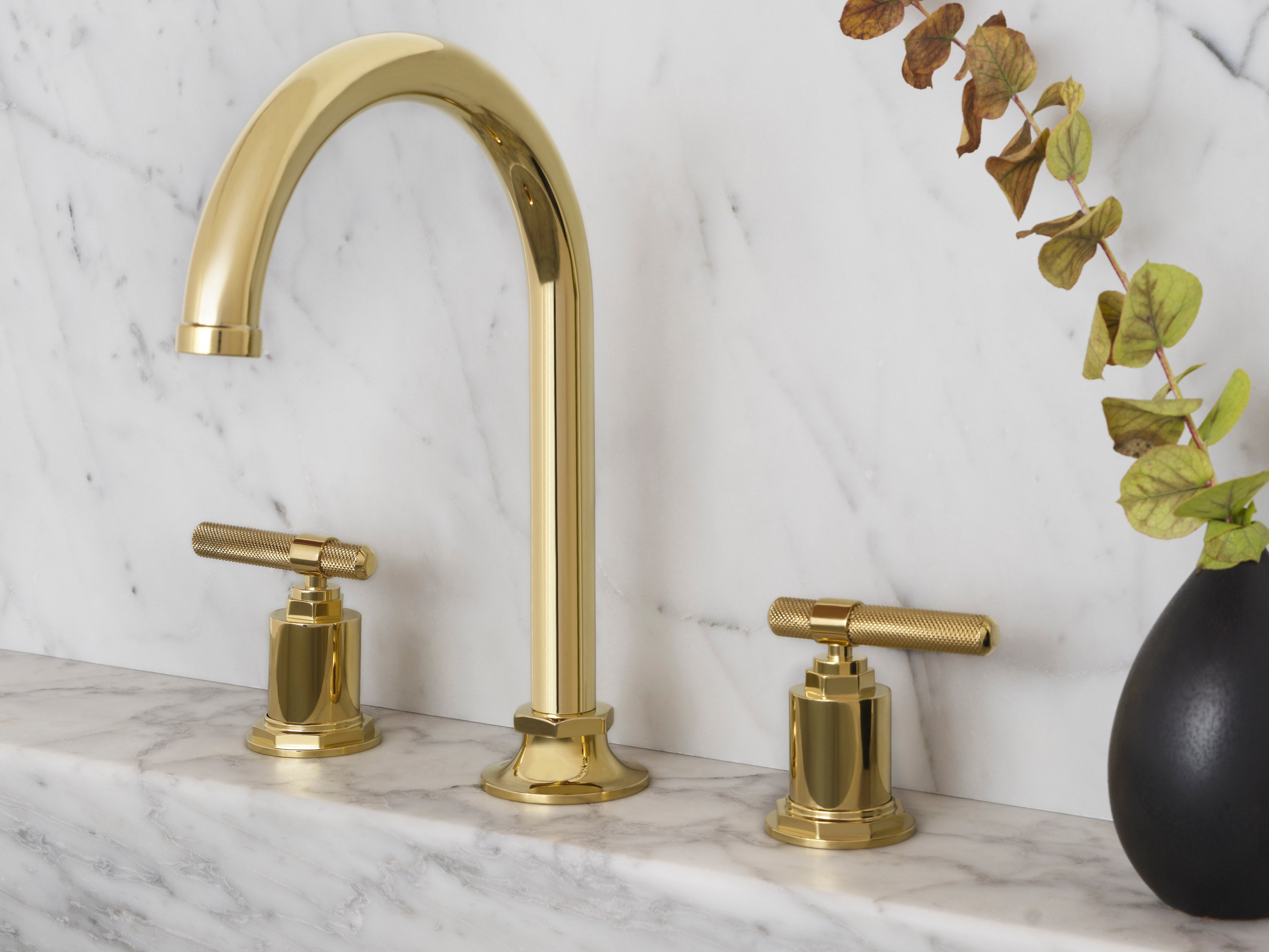 Cielo Three Hole Lavatory