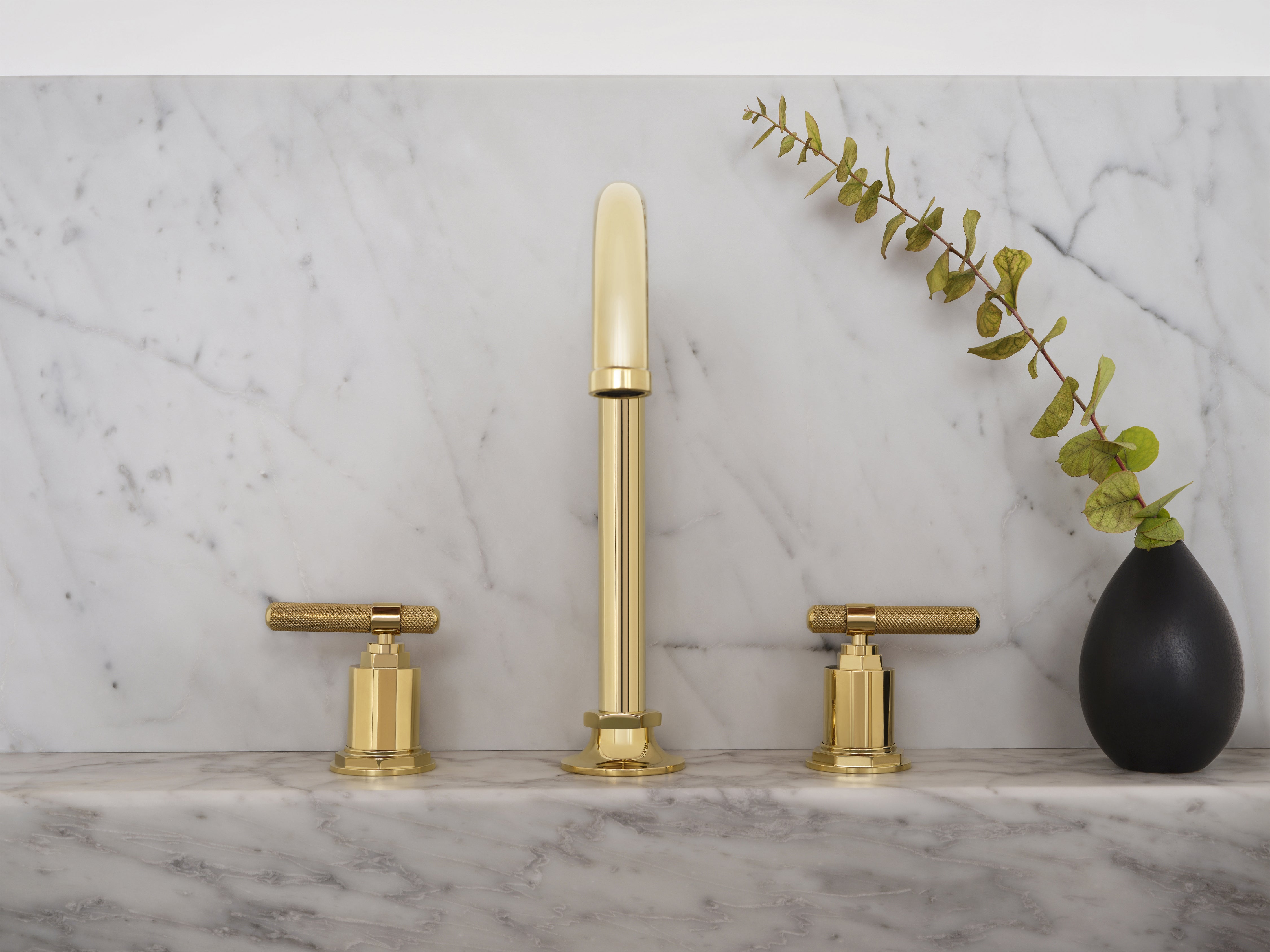 Cielo Three Hole Lavatory