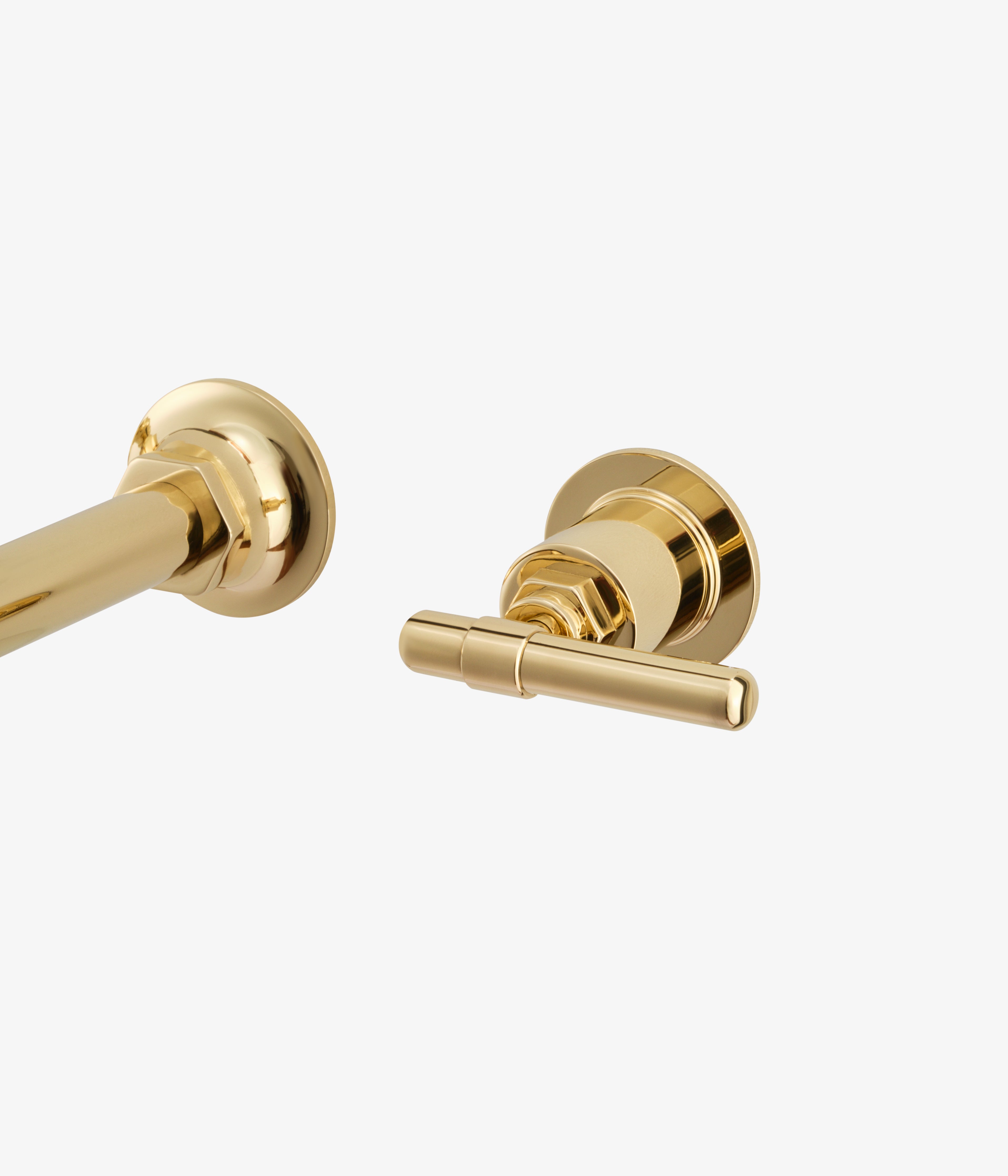 Cielo Sans Three Hole Wall Mount