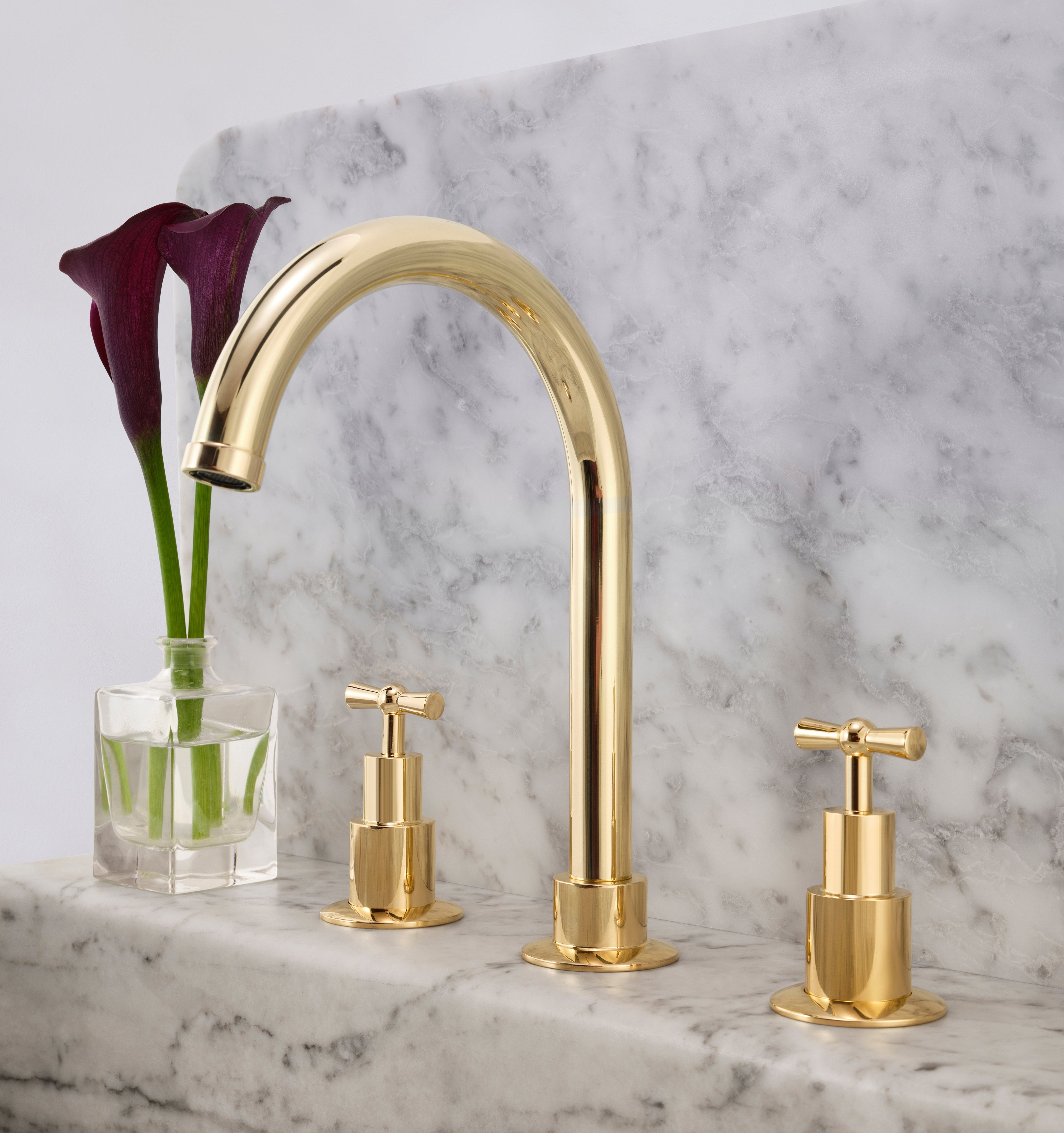 Farfalla Three Hole Lavatory