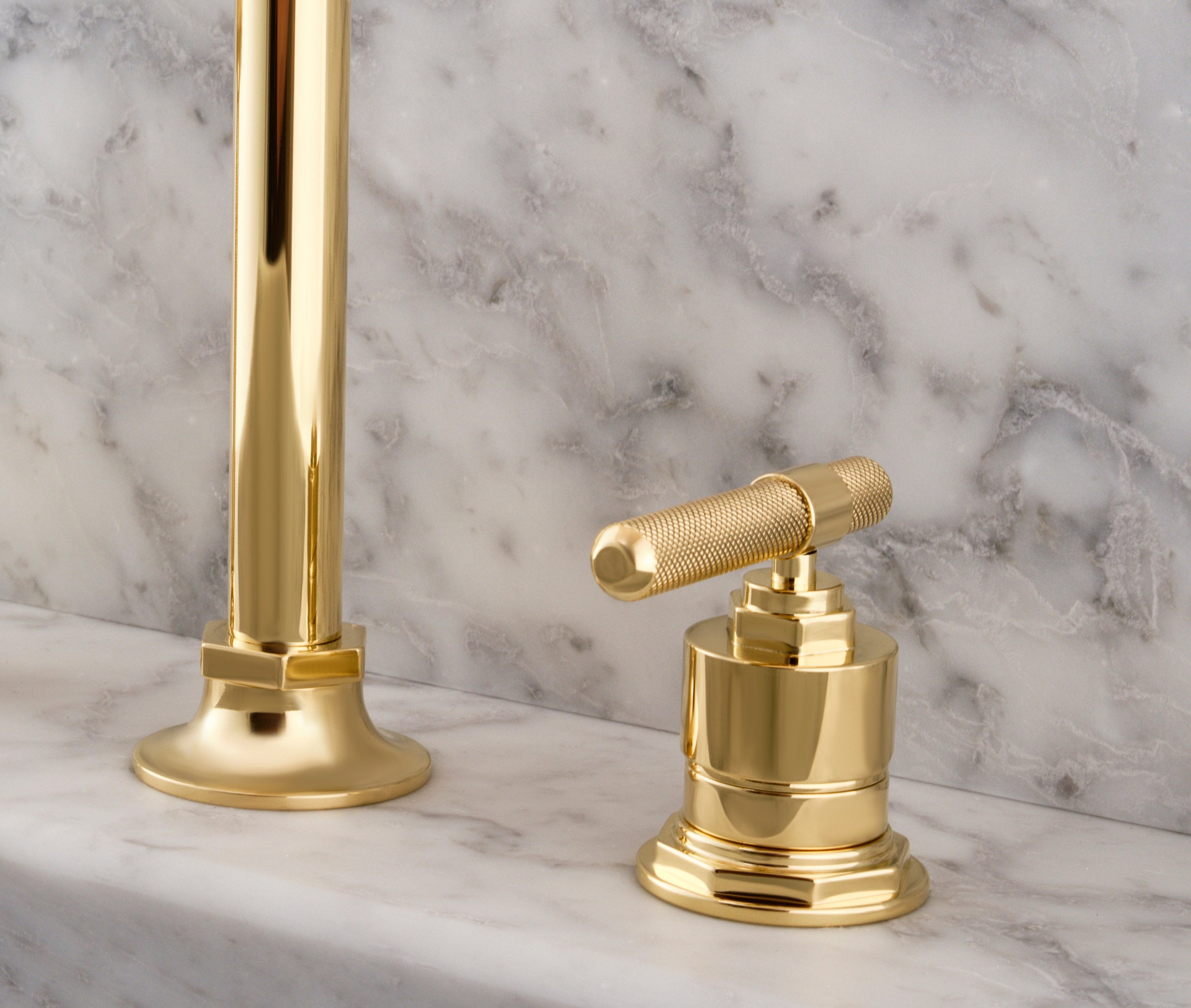 Cielo Two Hole Lavatory