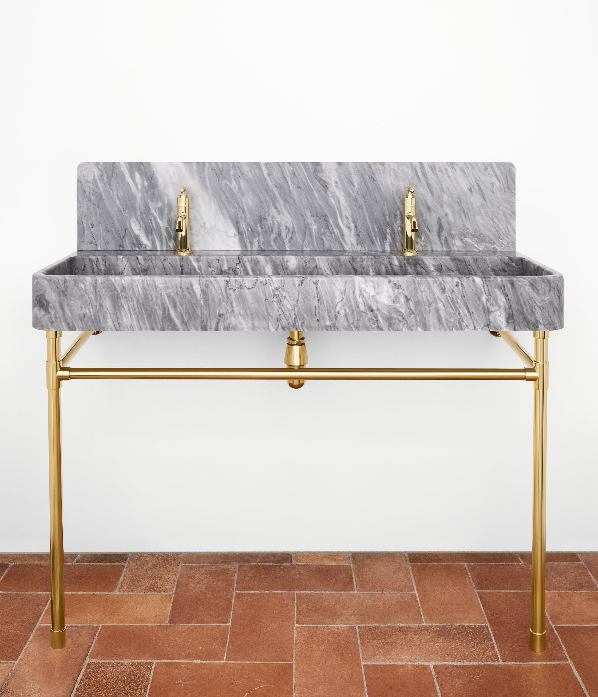 Double Vanity Basin Suite