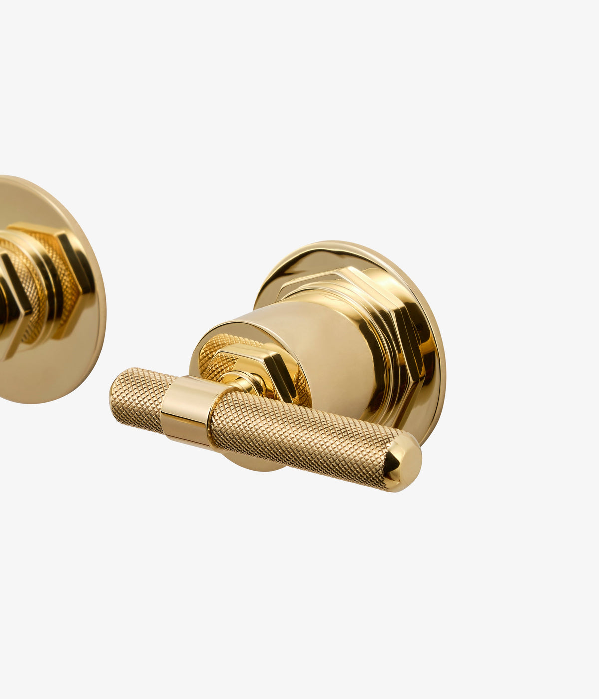 Cielo Aureo Three Hole Wall Mount
